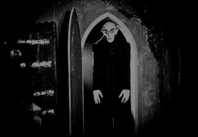 Nosferatu ganha versão brasileira e trailer no Festival de Brasília